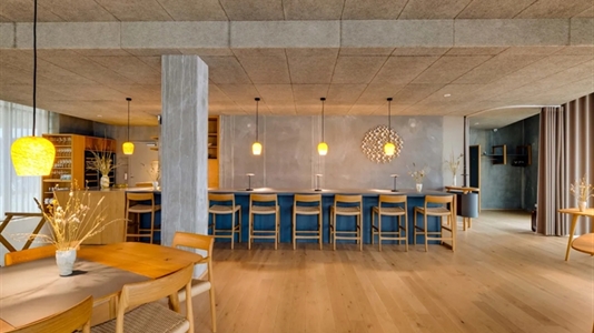 437 m2 restauration eget brug i Århus C til leje