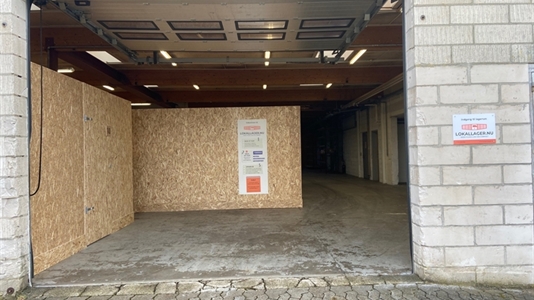 5 - 25 m2 lager i Rødding til leje