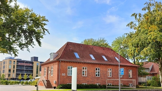 135 m2 kontor i Nørresundby til leje