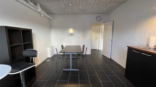 10 - 50 m2 kontor i Roskilde til leje