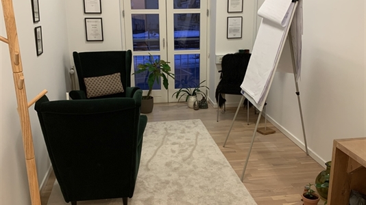 15 m2 kontorfællesskab, kontor, klinik i Silkeborg til leje